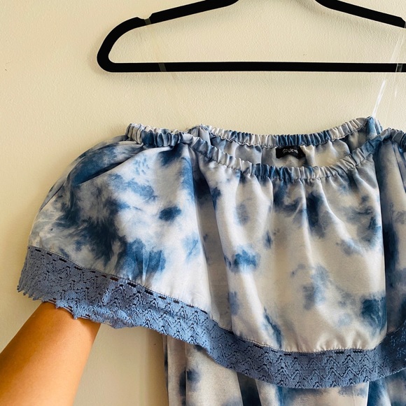 Tie dye off the shoulder crochet lace romper - Picture 5 of 6